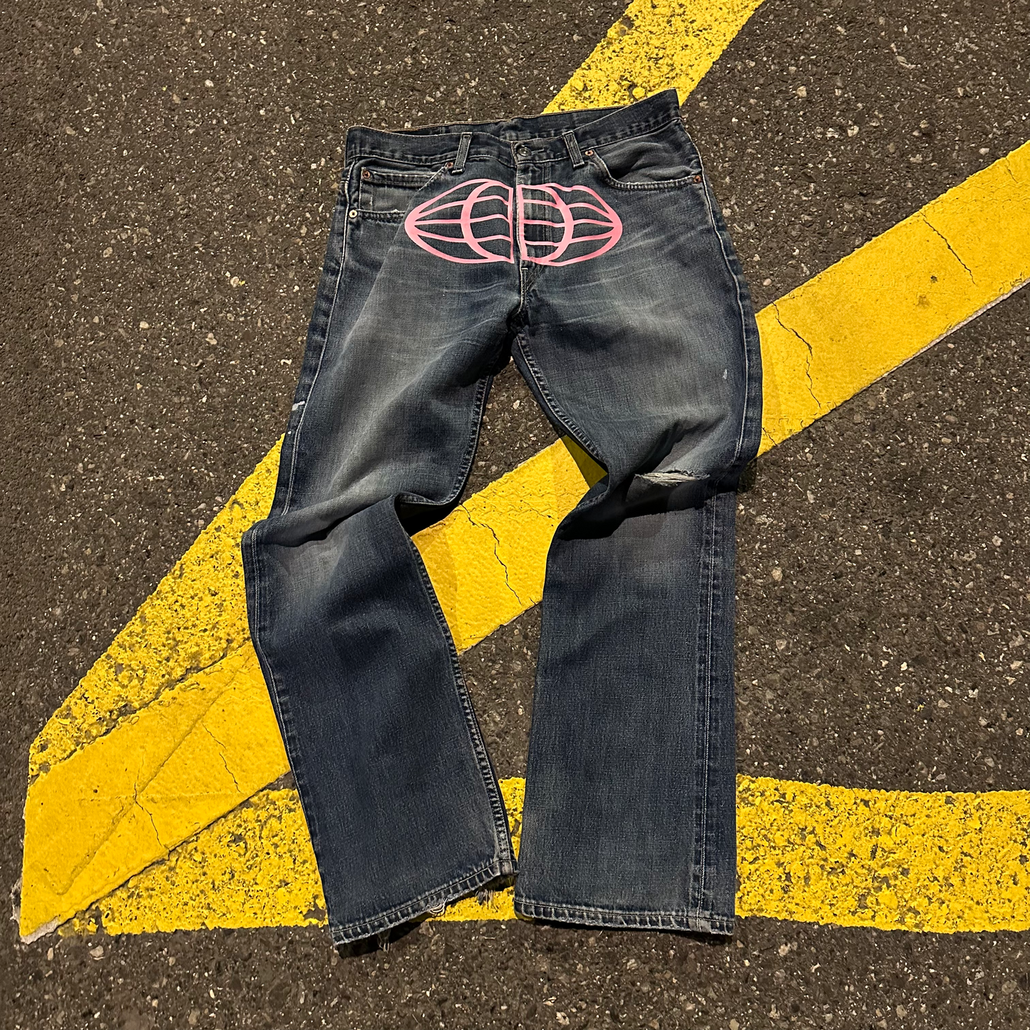 PINK GLOBE JEANS